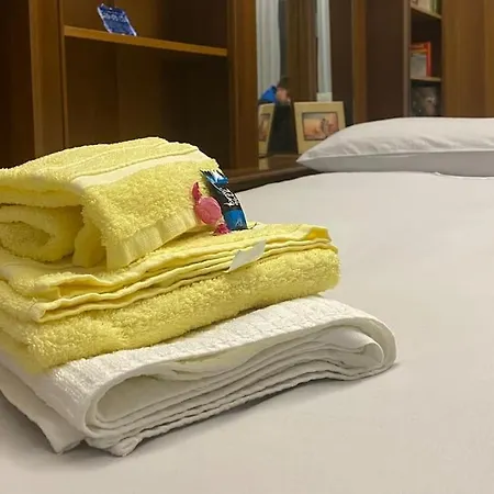 Apartament Incantevole - 15 Minuti Da Duomo + Wifi, Parking San Donato Milanese