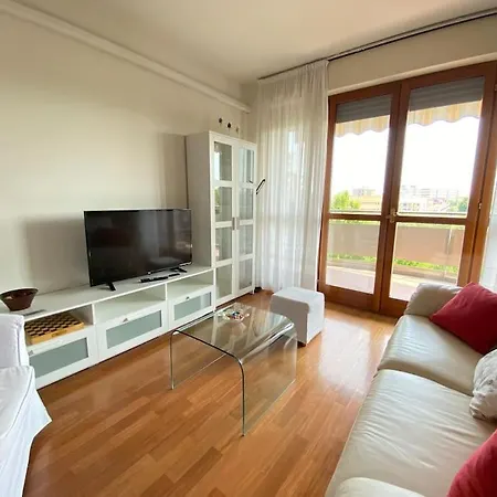 Apartament Incantevole - 15 Minuti Da Duomo + Wifi, Parking